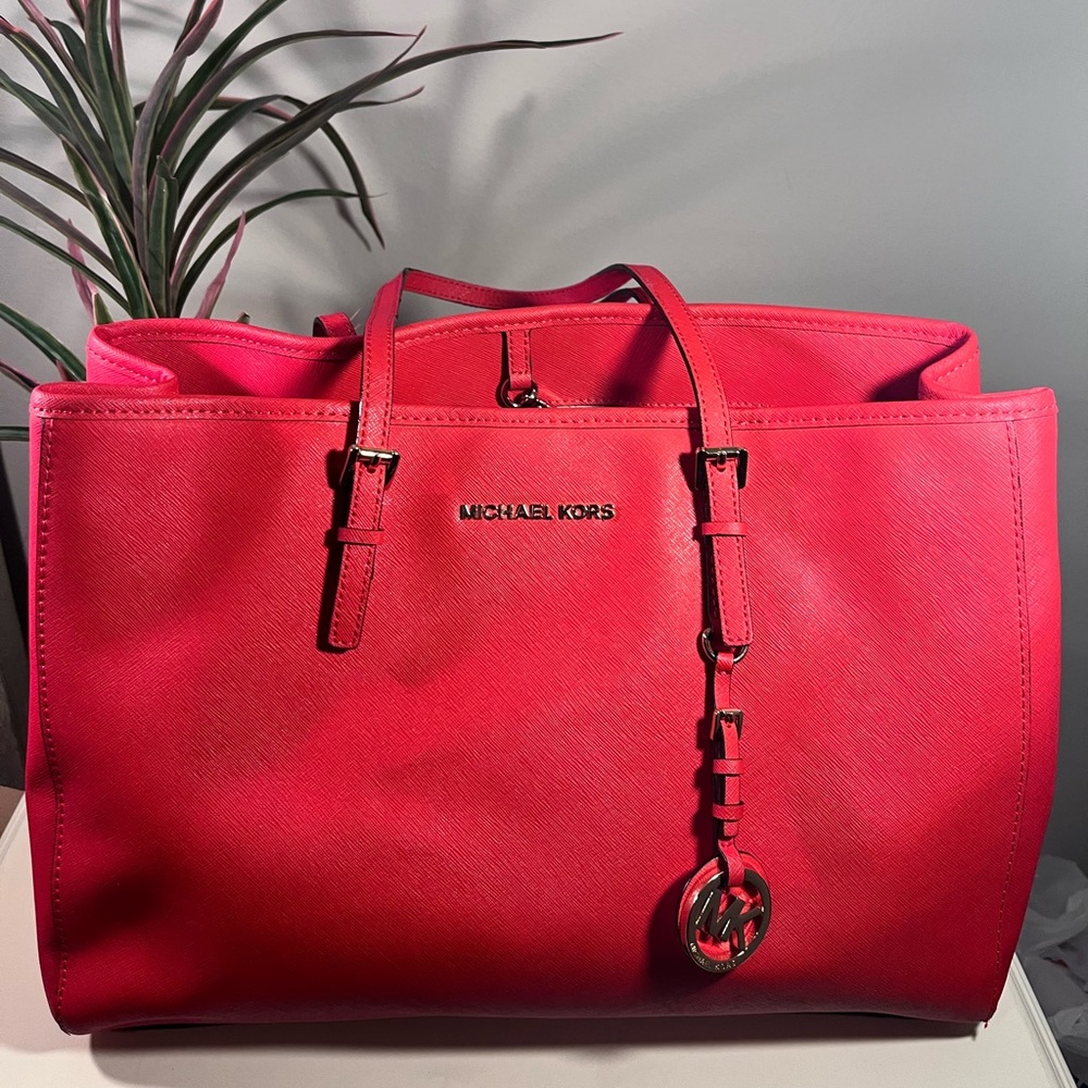 Michael Kors leather tote. Color Bright Orange.